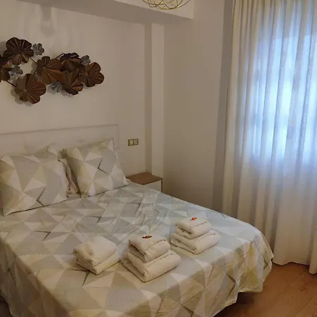 Apartamento Canos De Rivero, Con Garaje Y Wifi, Vut-4366-as Avilés