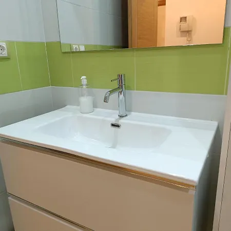 Canos De Rivero, Con Garaje Y Wifi, Vut-4366-as * Avilés